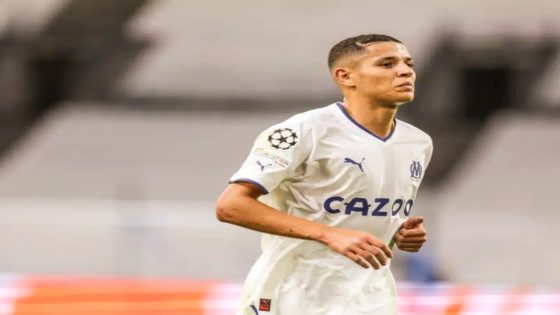 أولمبيك مارسيليا الفرنسي يزيد من أزمة أمين حارث بقرار جديد