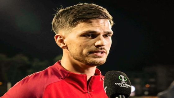 المدافع الهولندي بارت ينتقل إلى الوداد الرياضي