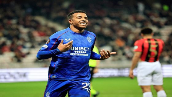 مهاجم منتخب المغرب حمزة إكمان مطلوب من ثلاثي البريميرليغ