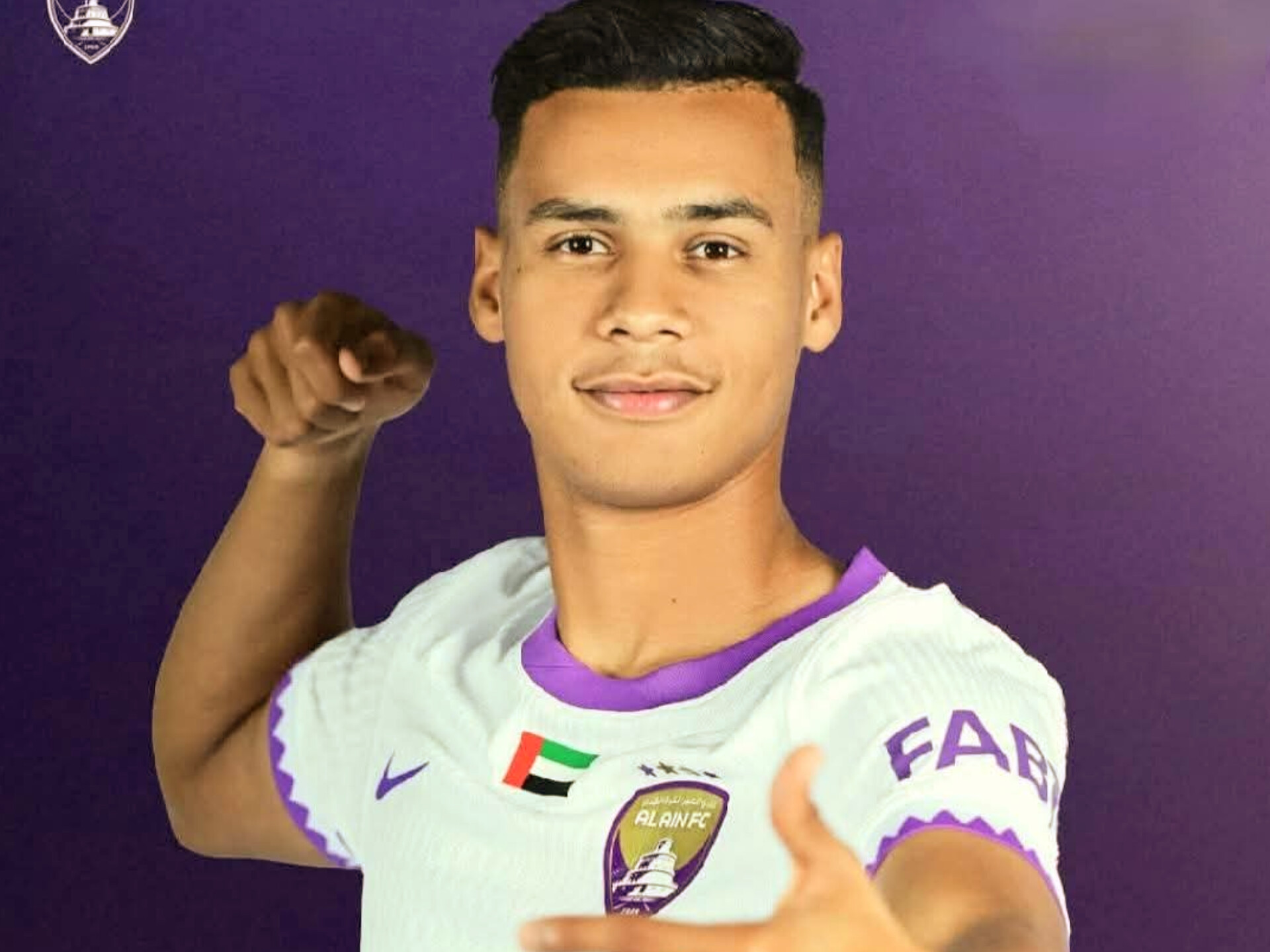 الحسين رحيمي تفاصيل جديدة بخصوص الخلاف القانوني بين الرجاء والعين الإماراتي حول صفقة الحسين رحيمي