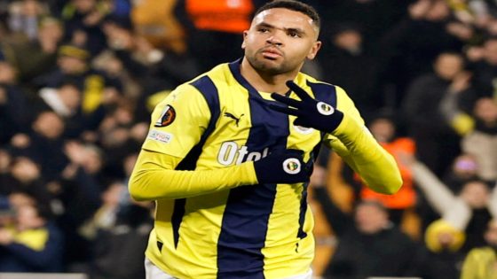 مورينيو يحسم الجدل بشأن رحيل يوسف النصيري