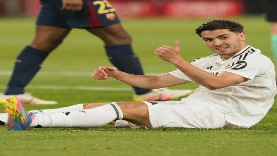 تشابي ألونسو ينهي ملف بقاء إبراهيم دياز مع ريال مدريد