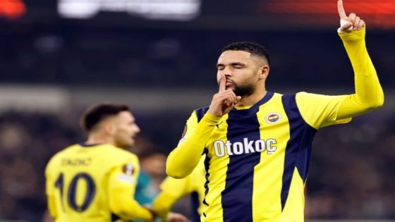 يوسف النصيري النجم النيجيري فيكتور أوسيمين.
