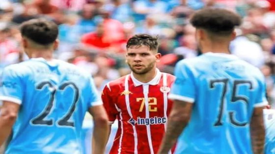 الوداد يحسم بقاء البرازيلي غييرمو فيريرا
