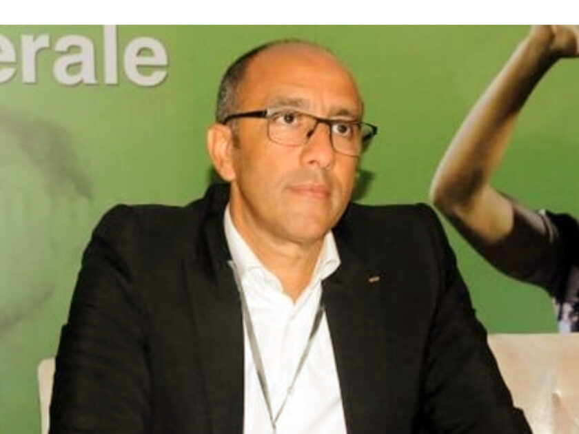 جواد الزيات رئيس الرجاء الرياضي ينجح في الفوز بصفقة هداف الدوري المغربي