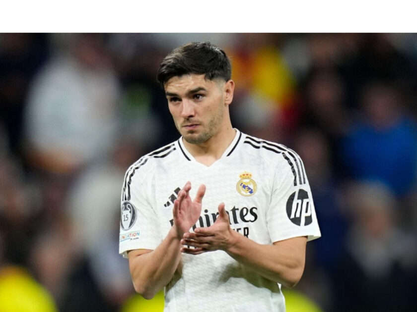 إبراهيم دياز يتلقى قراراً جديد من تشافي ألونسو يحسم مصيره بشكل رسمي