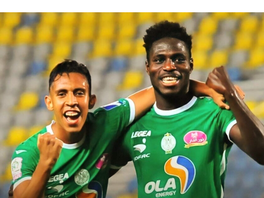 بيين مالانغو يحدث أزمة كبيرة بين الرجاء الرياضي و المدرب لسعد الشابي
