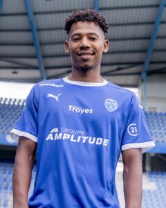 توفيق بنطيب 