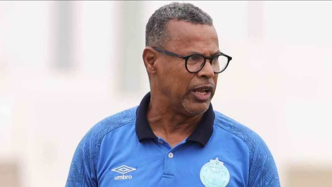 سيبستيان سوماكال المدير الرياضي للرجاء يحسم أمر إقالة لسعد الشابي