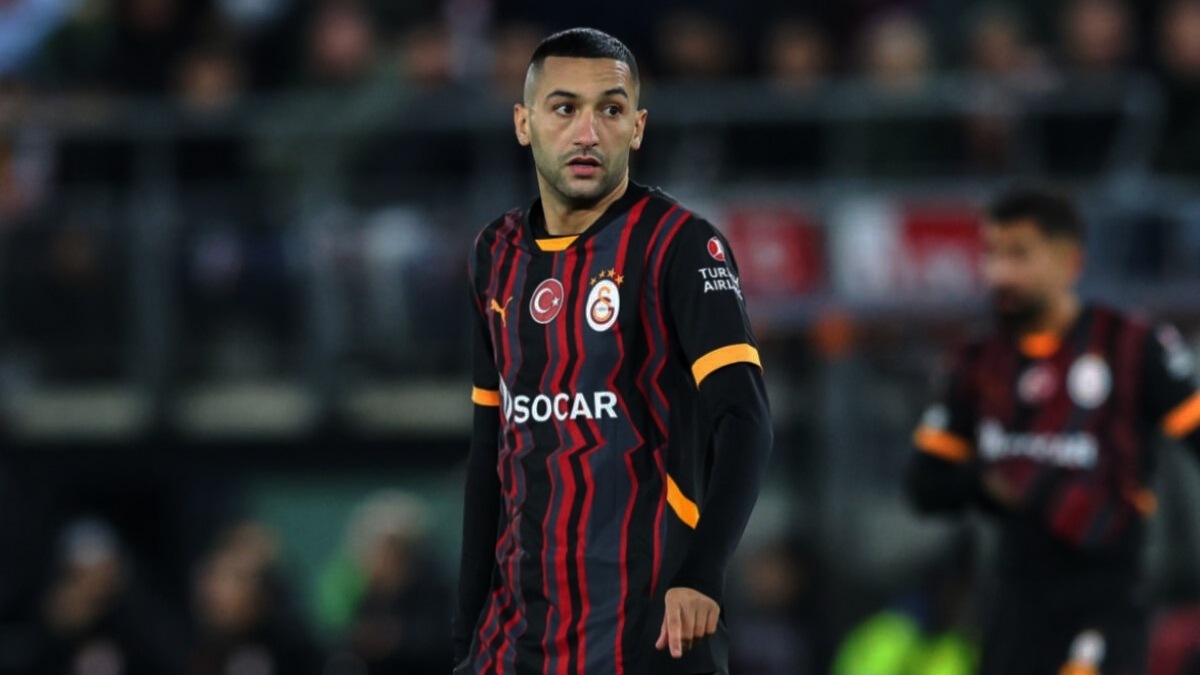 إشبيلية الإسباني حكيم زياش يشعل صراعا كبيراً بين الأندية الإسبانية في آخر الميركاتو الصيفي