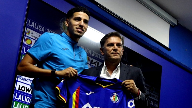 خيتافي الإسباني ينهي مشكلة عبد الكبير عبقار