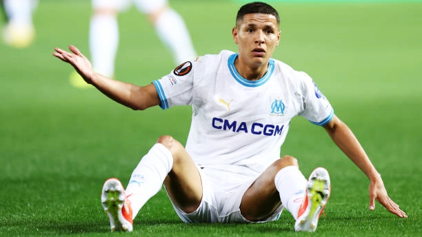 أمين حارث يتلقى صفعة جديدة في مارسيليا الفرنسي ولا عبين من المنتخب ب لائحة الفريق في دوري أبطال أوروبا