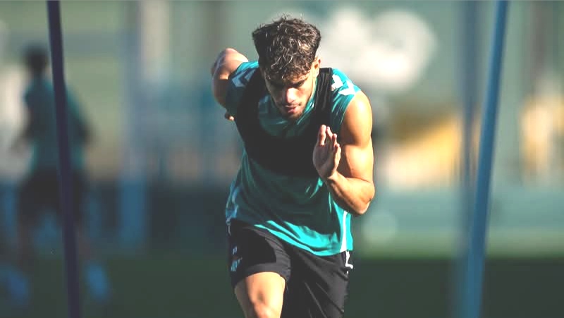 عبد الصمد الزلزولي يتلقى خبرا سارا