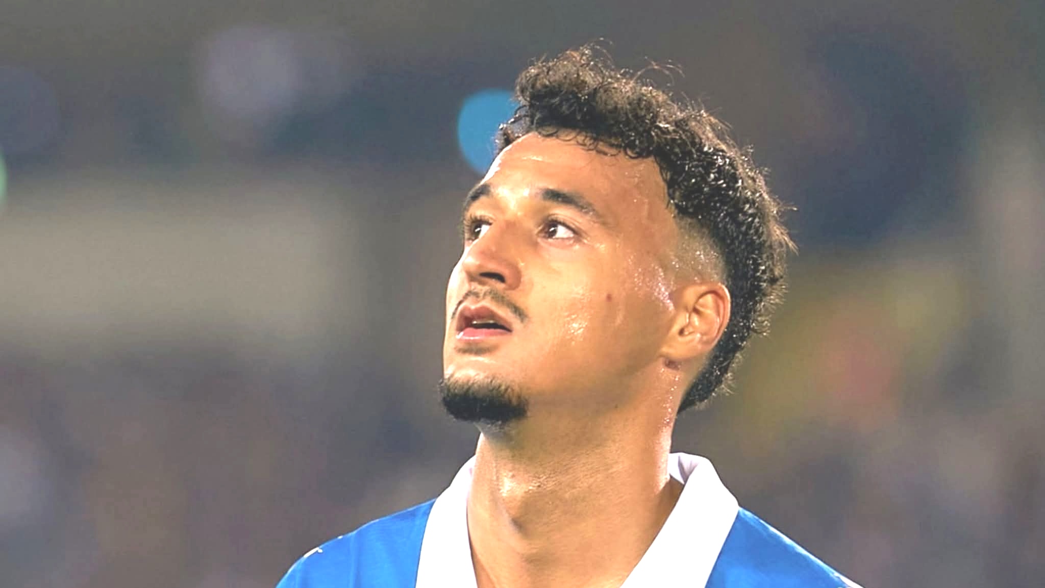 المنتخب المغربي عمر الهلالي يرد بطريقته الخاصة على استبعاده من طرف وليد الركراكي