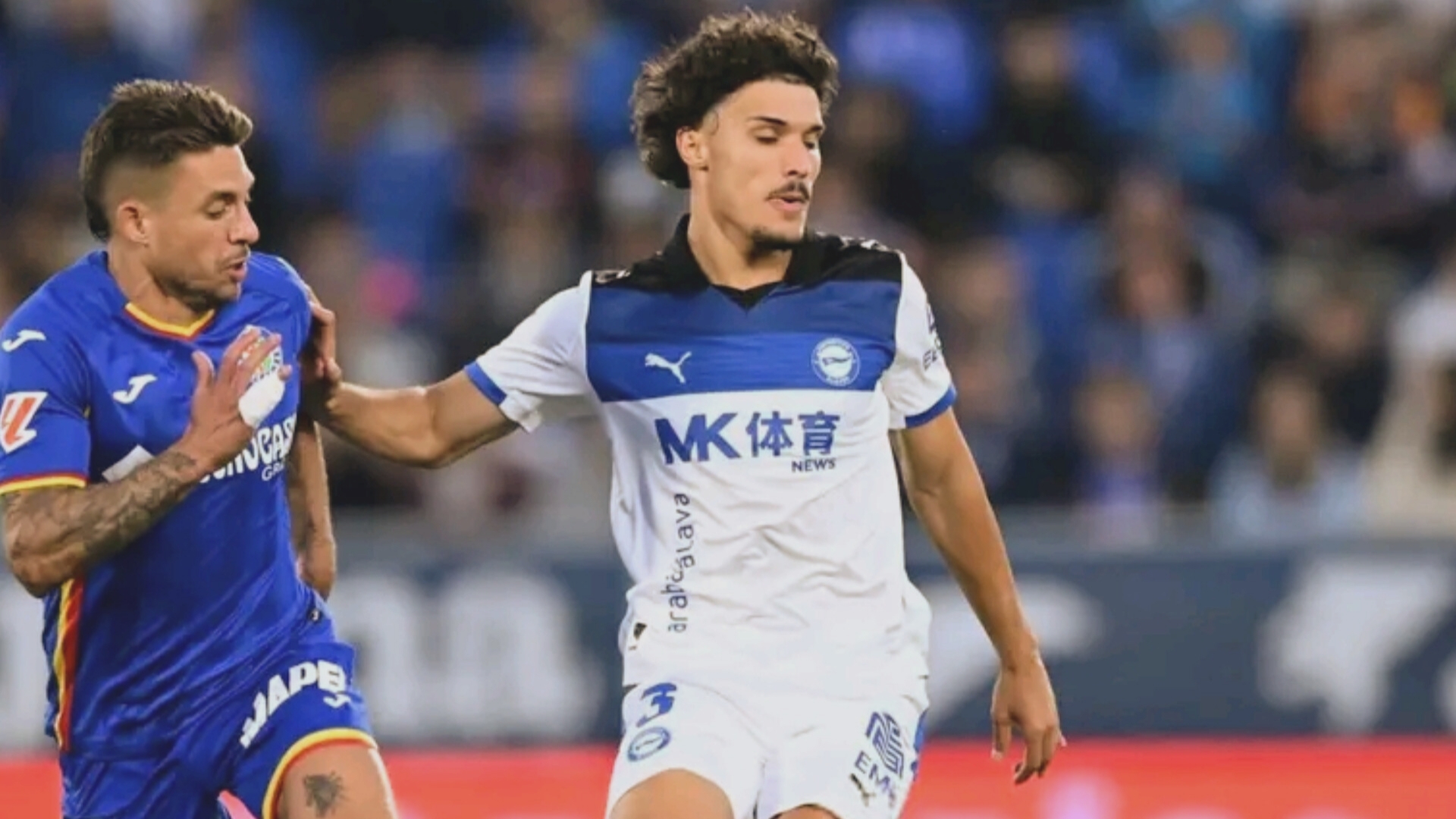 الافيس الإسباني يوسف لخديم يقنع في أول ظهور أساسي وعبقار يواصل التألق الدفاعي