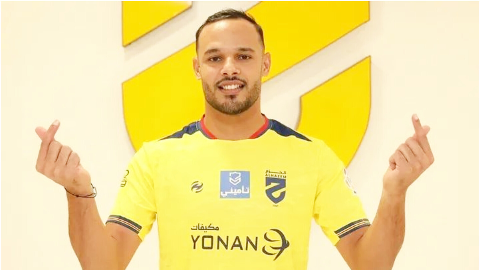 الحزم السعودي الحزم السعودي يعلن تعاقده مع المدافع عبد المنعم بوطويل