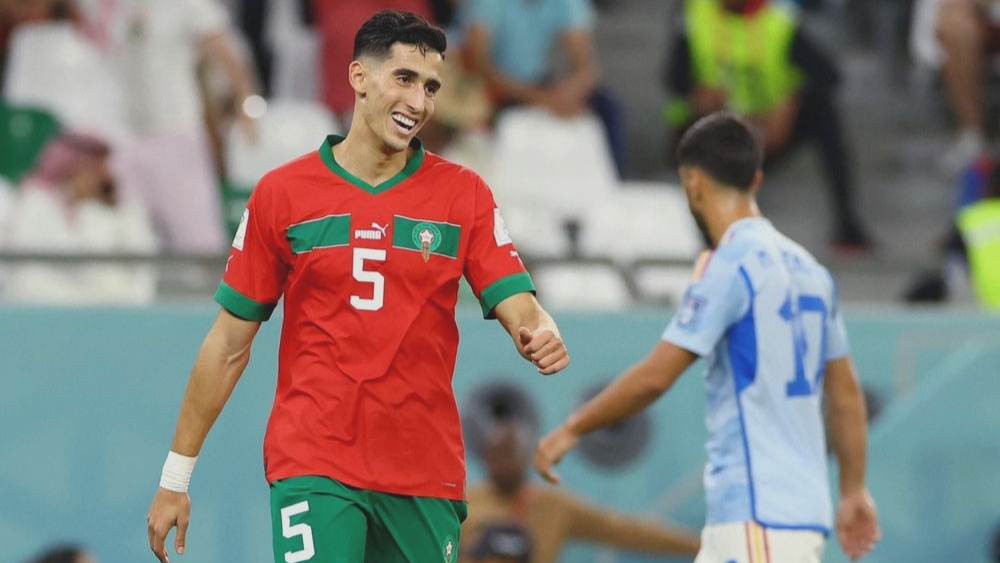 غياب مفاجئ ل نايف أكرد يثير تساؤلات الجماهير بعد ودية البحرين بسبب قرار وليد الركراكي