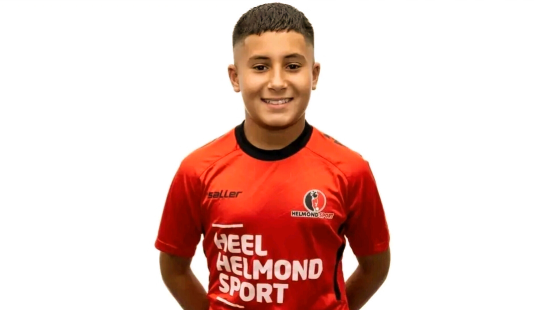 زكرياء السنوسي يشعل الصراع بين بنفيكا وأندية القمة الهولندية