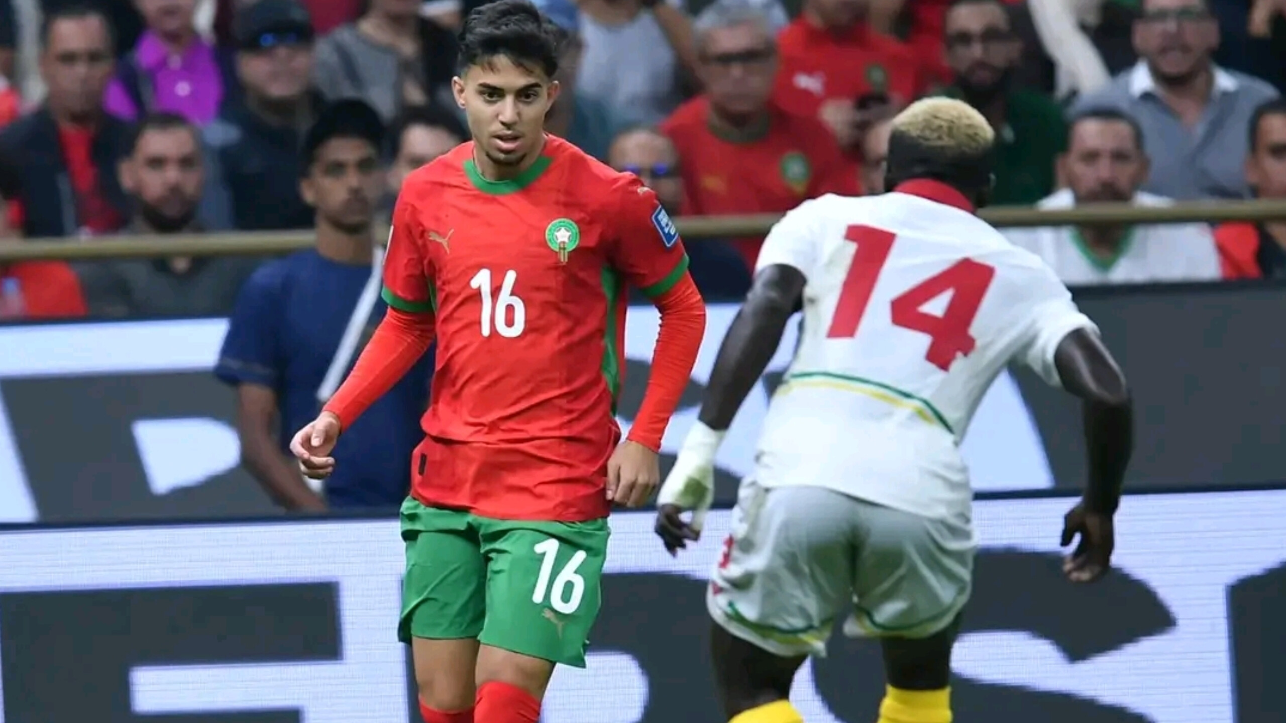 إبراهيم دياز إلياس أخوماش يطيح باللاعب إبراهيم دياز