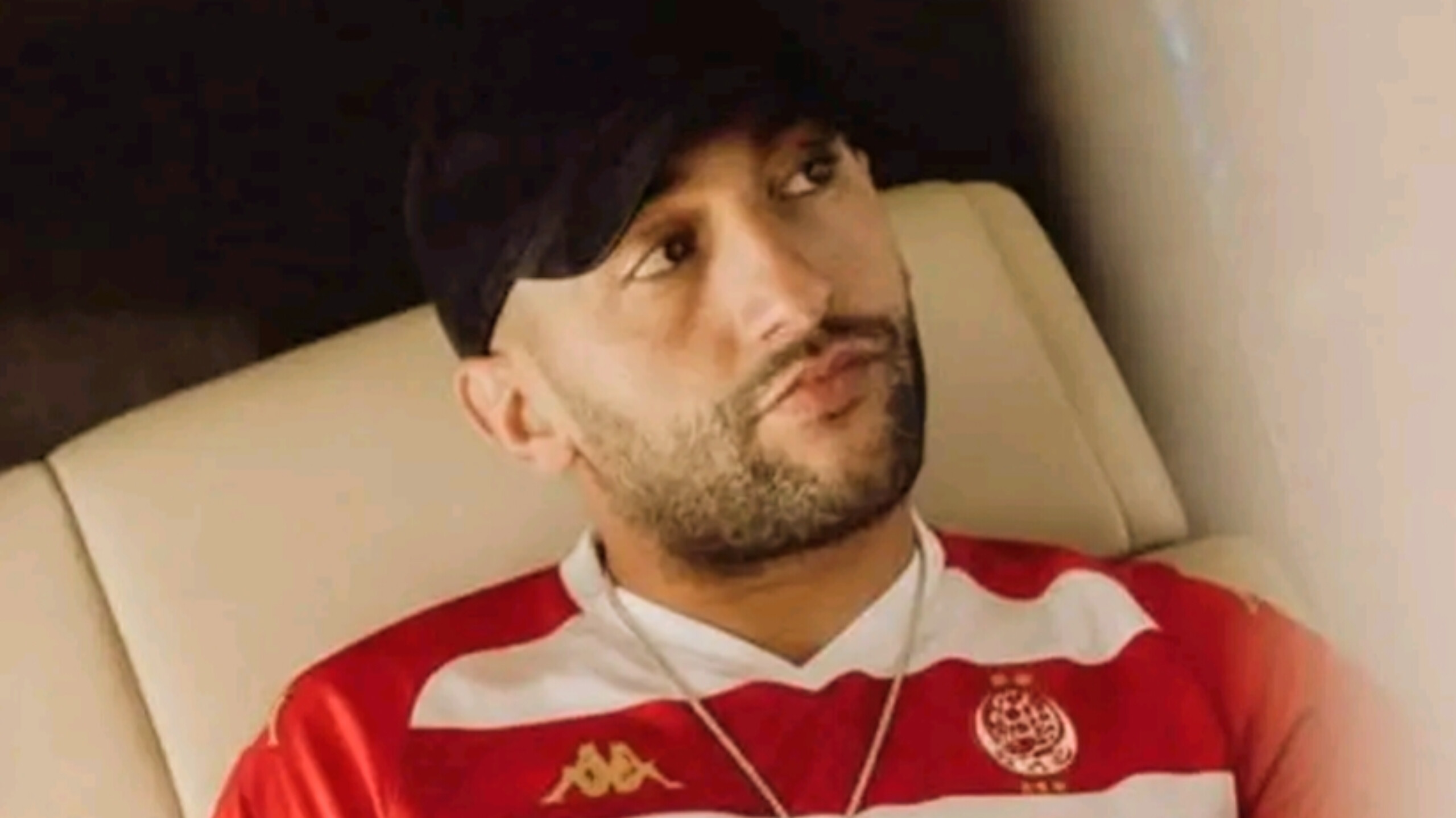 حكيم زياش يحضر الديربي البيضاوي بين الوداد و الرجاء