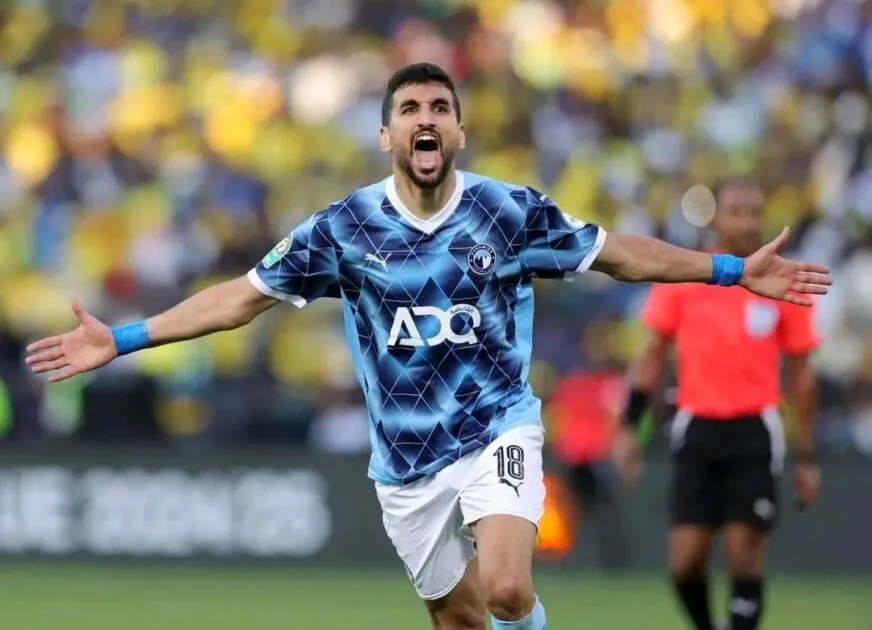 بيراميدز المصري يضع شرطا لتسريح وليد الكرتي و لاعبي منتخب مصر