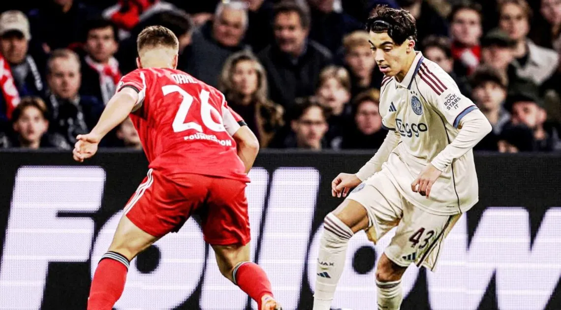 ريان بونيدا يتألق في دوري أبطال أوروبا و يكتب حدثا تاريخيا مع أياكس امستردام الهولندي