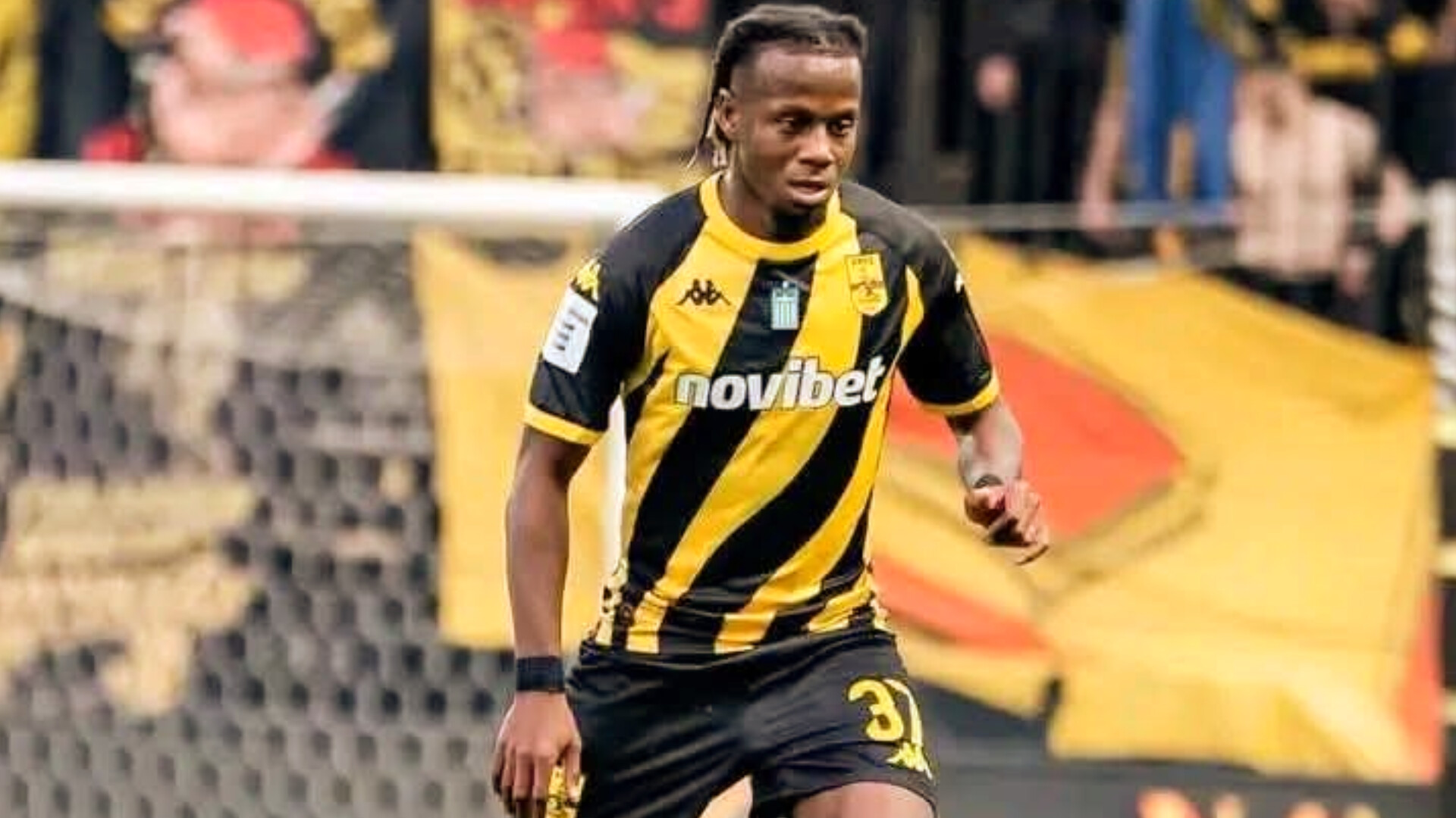 الوداد الوداد الرياضي يقترب من التعاقد مع حمزة منديل