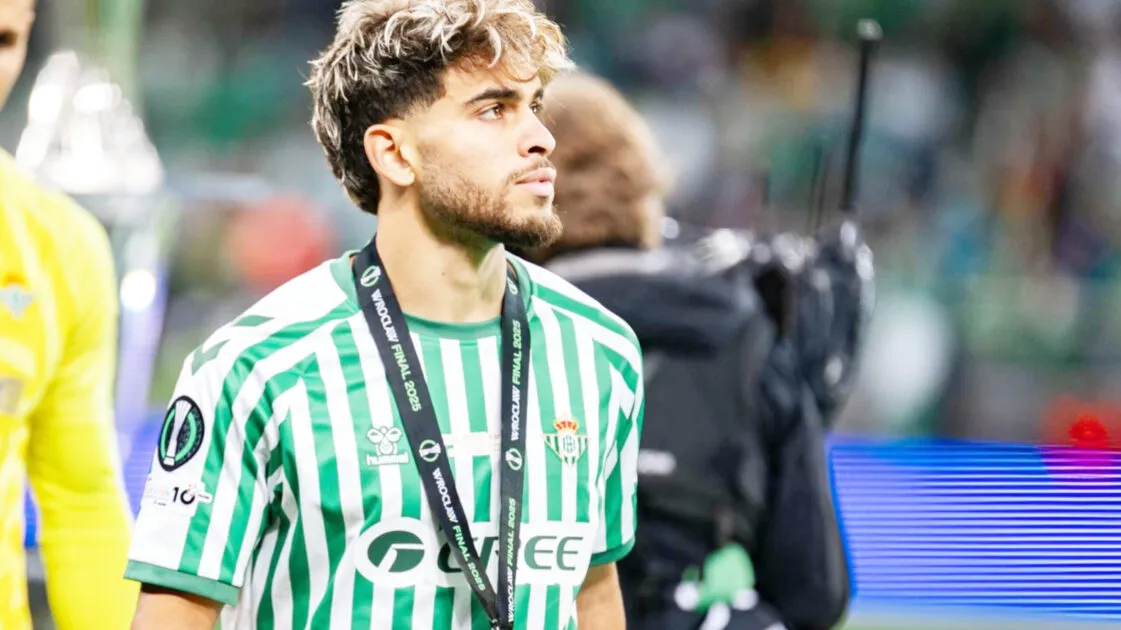 عبد الصمد الزلزولي يقترب من الانتقال إلى الدوري الانجليزي في صفقة كبيرة