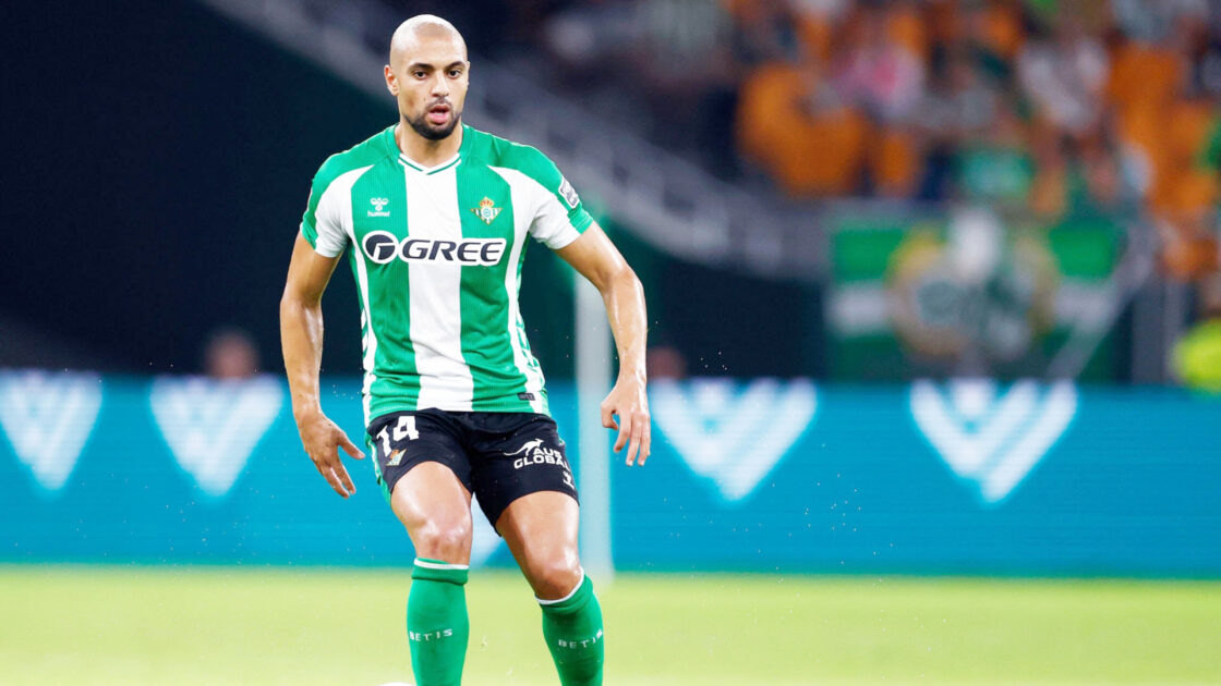 سفيان أمرابط يتخذ القرار الصحيح في الوقت المناسب