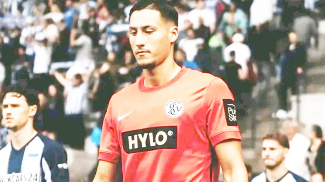 فرانكفورت وفياريال يراقبان المهاجم المغربي يونس ابن طالب