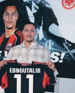 يونس إبنو طالب يعزز هجوم آينتراخت فرانكفورت بعقد طويل الأمد