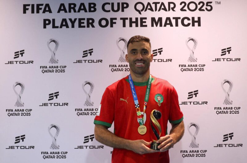 عبد الرزاق حمد الله يعلن اعتزاله