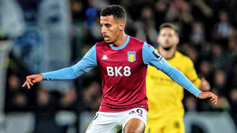 أستون فيلا الإنجليزي عز الدين أوناحي على طاولة أستون فيلا الإنجليزي