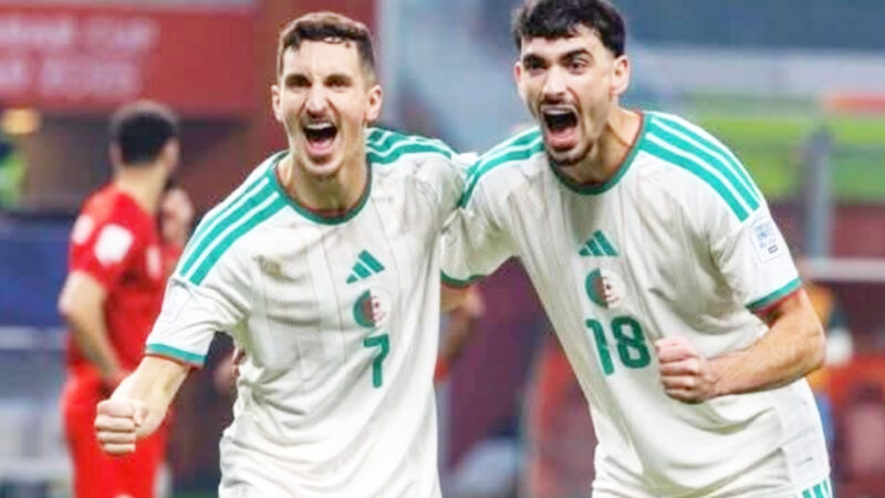 الكاف يوبّخ بعثة منتخب الجزائر