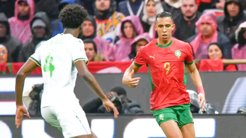 وليد الركراكي و توظيف سفيان رحيمي قرار كاد يكلف المنتخب المغربي غاليا