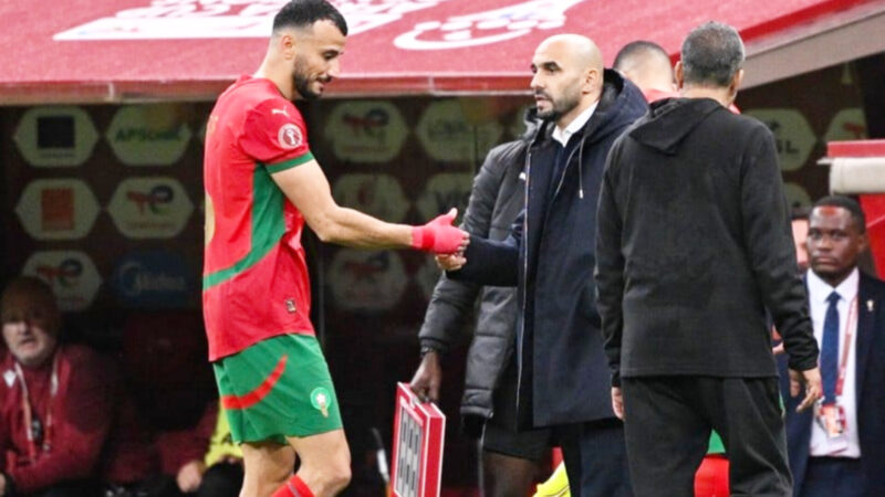 رومان سايس ورط وليد الركراكي في غياب البديل