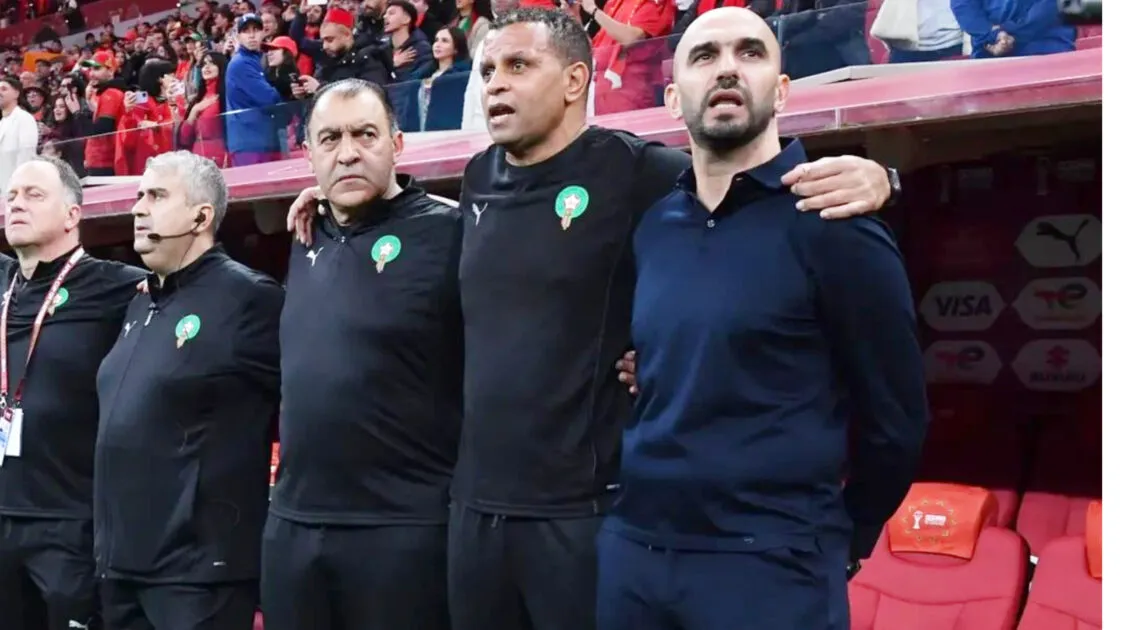 الإشاعة سلاح التشويش.. حين يُستهدف عمل وليد الركراكي بعد الفوز على زامبيا