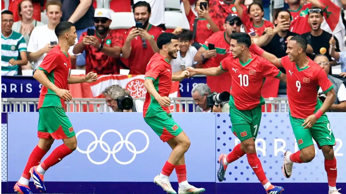 كريستال بالاس الإنجليزي يقترب من التعاقد مع لاعب المنتخب المغربي في الميركاتو الشتوي