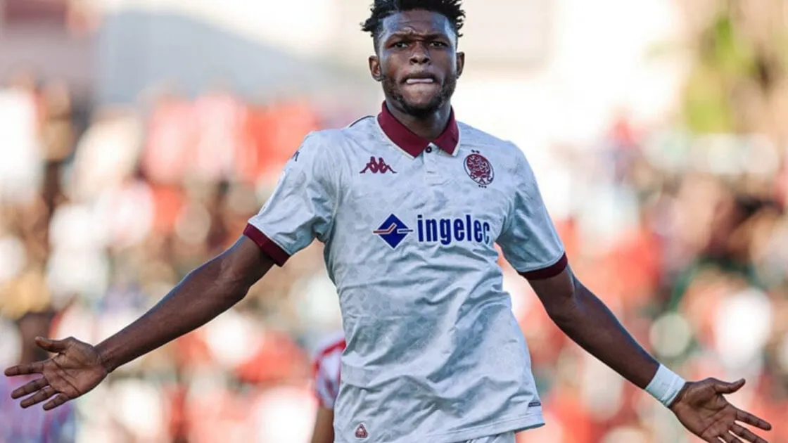 الوداد الرياضي يتلقى عرضا أوروبي لبيع جوزيف باكسو