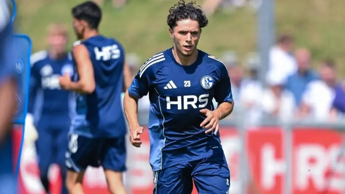 سفيان الفوزي يشعل الميركاتو الشتوي بين أندية الدوري الانجليزي و يحسم موقفه من اللعب مع المنتخب المغربي