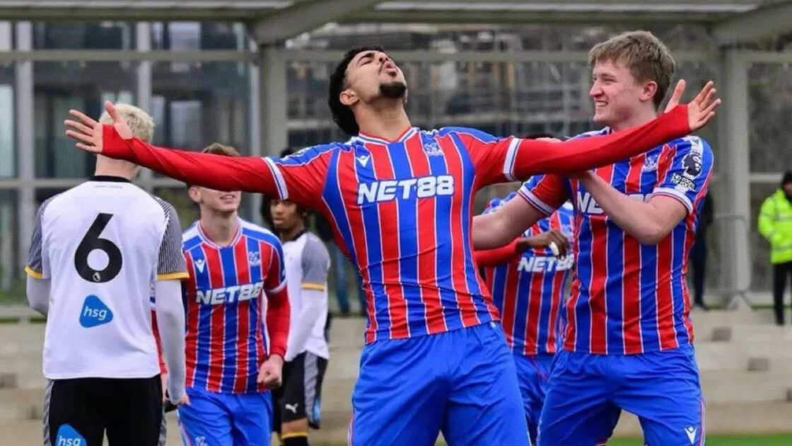 المنتخب المغربي يستعد لإحداث ثورة في خط الدفاع بضم لاعبين جدد