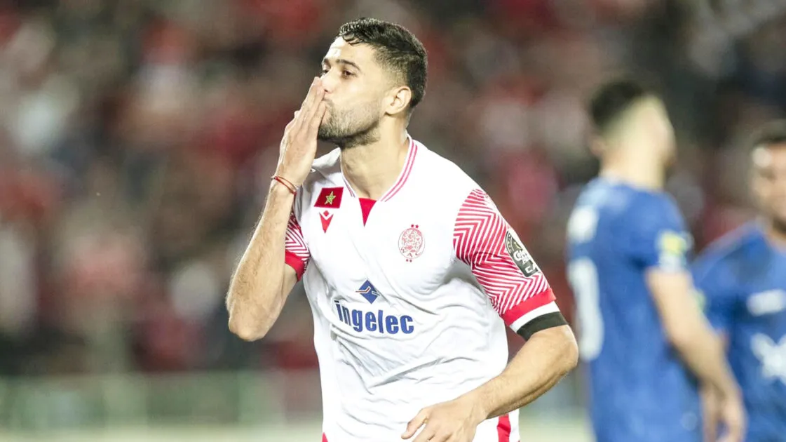 يحيى جبران يحسم في انتقاله إلى الرجاء الرياضي و الفريق يرغب في ضم بونا عمار