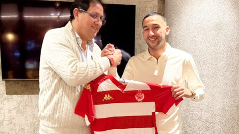 حكيم زياش يتسبب في نفاذ تذاكر الوداد الرياضي و نيروبي يونايتد