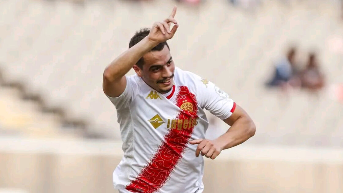 الوداد الرياضي ينتزع فوزًا صعبًا أمام نيروبي و بنهاشم تحت الضغط