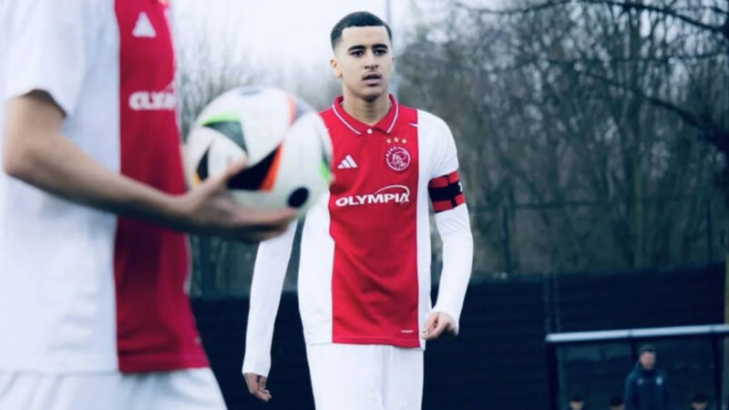 عبد الله وزان يحسم قراره بخصوص تمثيل المنتخب الهولندي.