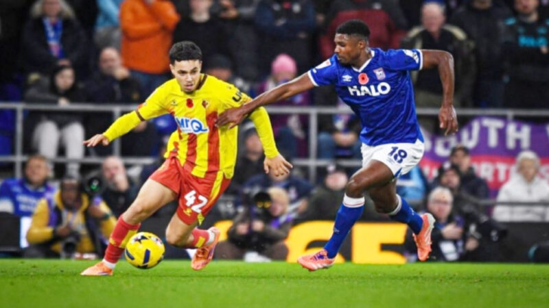 عثمان معما نادي واتفورد الإنجليزي يحسم في بيع لاعبه المغربي عثمان معما