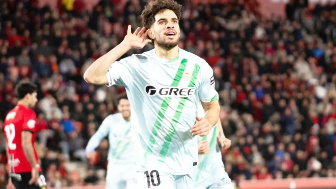 عبد الصمد الزلزولي يشعل صراعًا مبكرًا بين كبار أندية الدوري الانجليزي و الاسباني