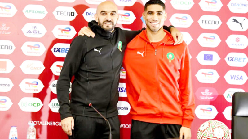 أشرف حكيمي يتدخل لحسم مدرب المنتخب الوطني المغربي