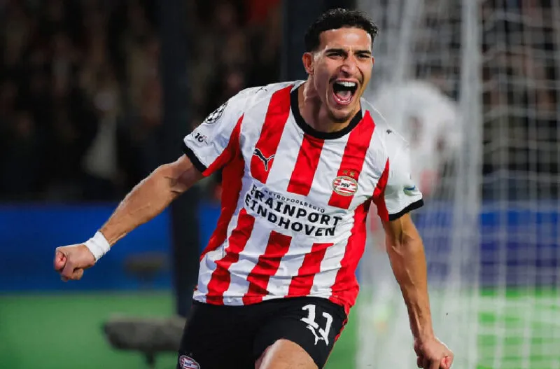 خطوة مثيرة للجدل من صهيب دريوش بعد استدعاء ريان بونيدة