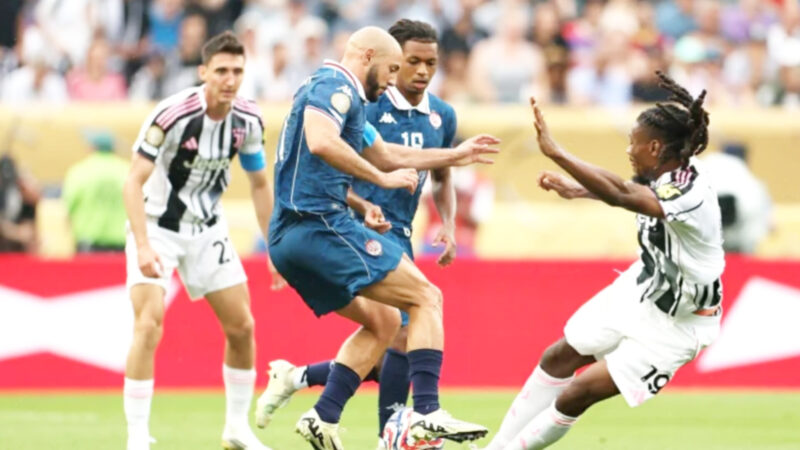 محمد أمين بنهاشم يربك حسابات الإقالة داخل الوداد الرياضي